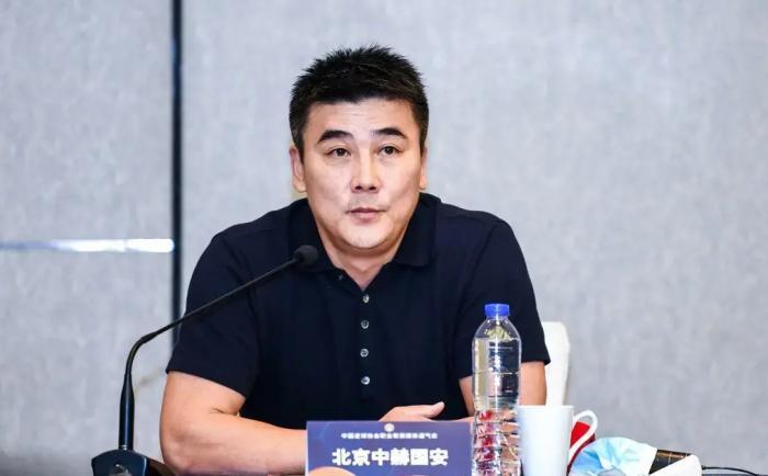 国脚|谢峰上任李明被削权?国安开启补强目标三位置,可考虑降级队国脚