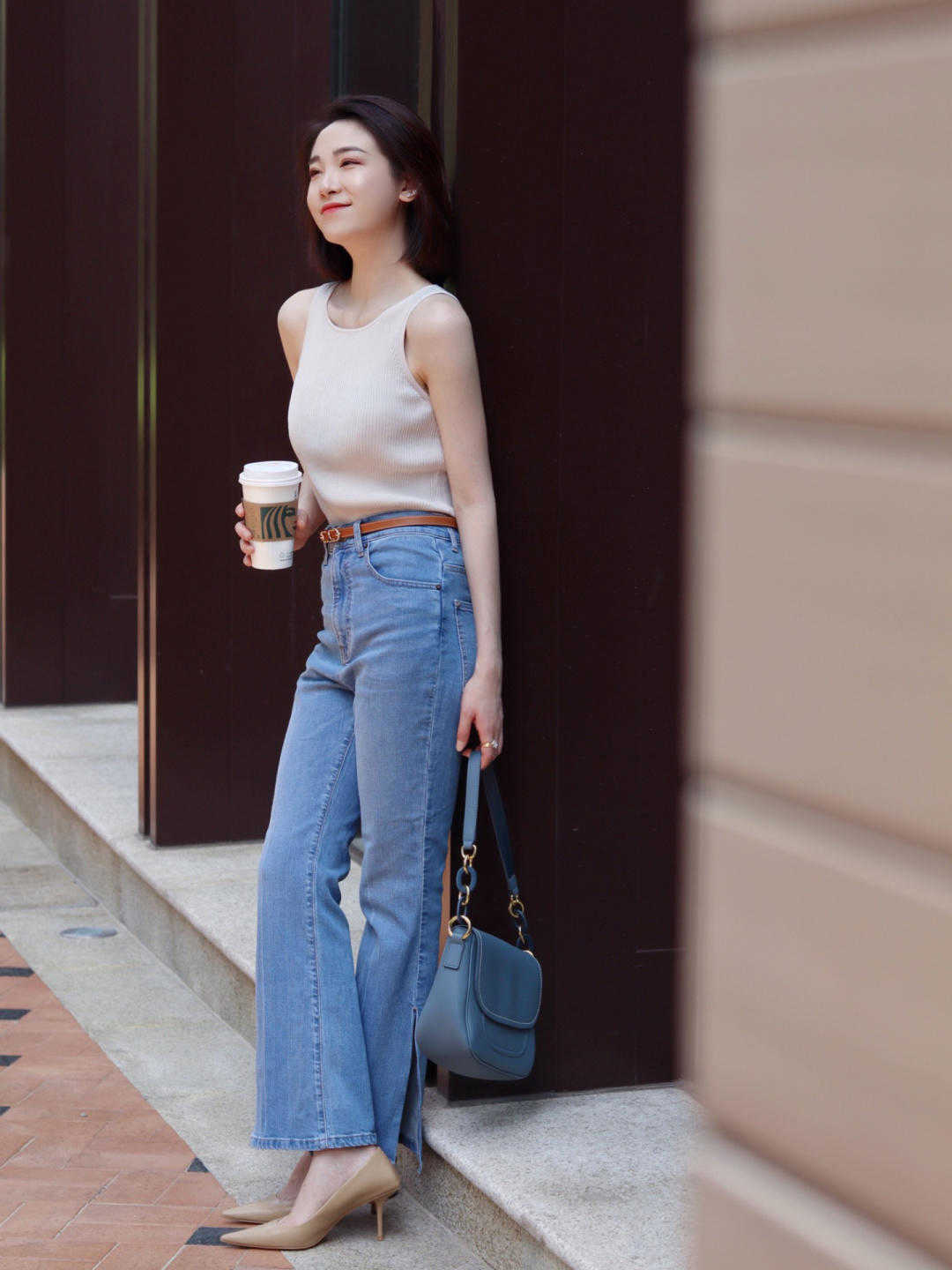 直筒|牛仔裤的n个搭配方法,显气质还减龄,高级时髦