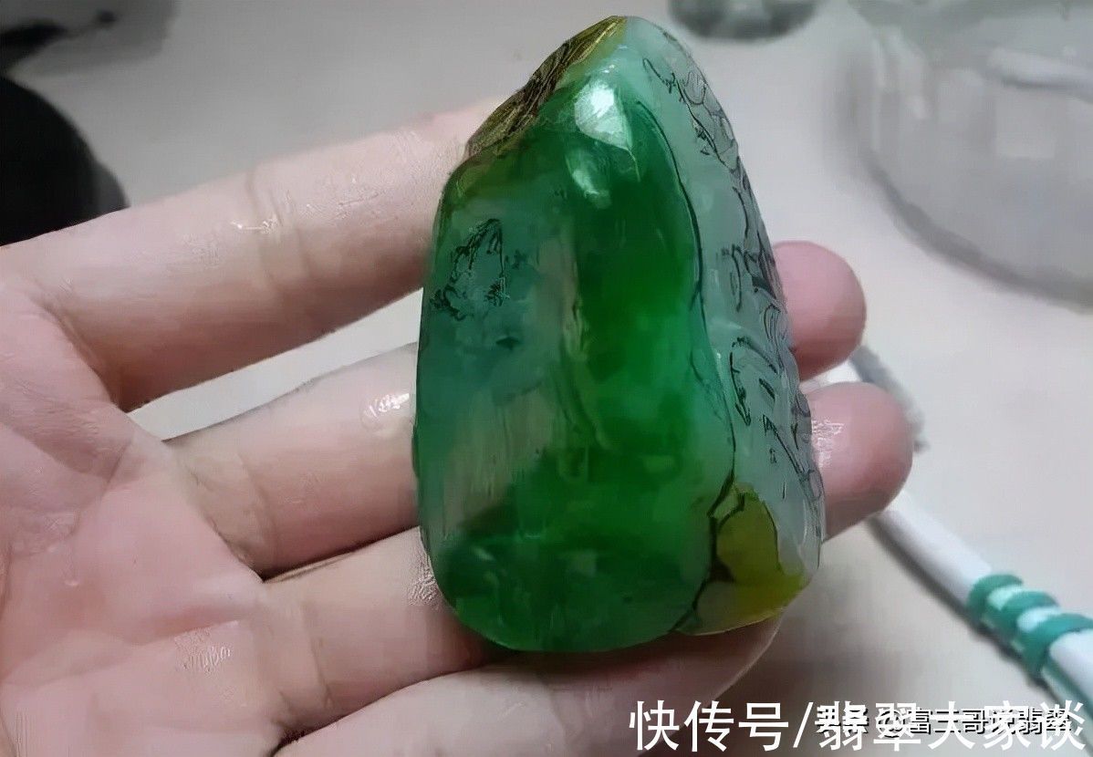 黄翡$玉赏俏色巧雕,让翡翠焕然一新的神奇技法