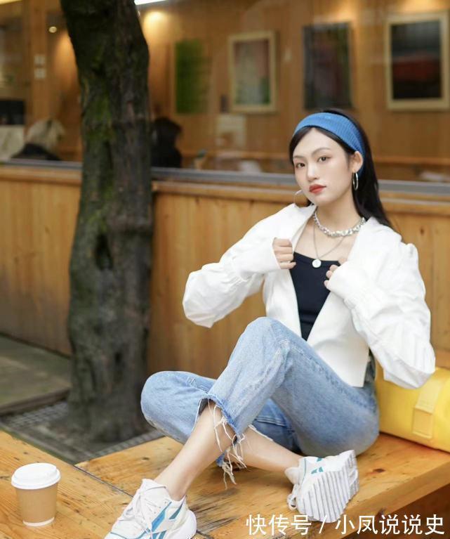 博主 健身学时尚博主温馨穿,时尚有技巧,发箍搭配的刚刚好