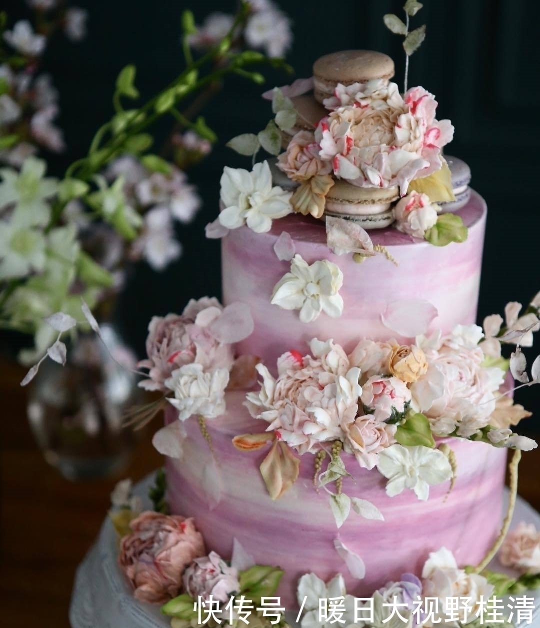 撩人|她做的鲜花蛋糕太撩人,看完后全世界都惊艳了