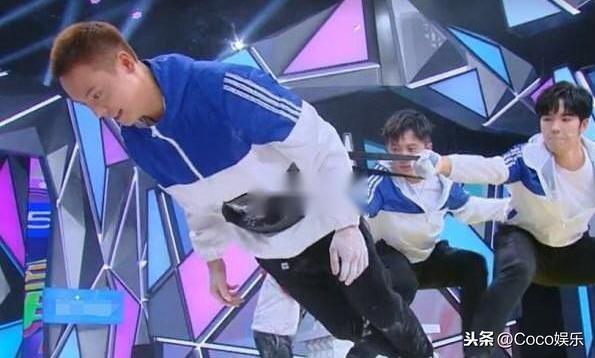 陈伟霆|陈伟霆录制《快本》突发意外,安保人员随时保护,某台比不了