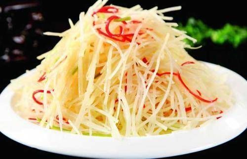 炒土豆丝，醋什么时候放？10人9个都做错，难怪土豆不脆爽