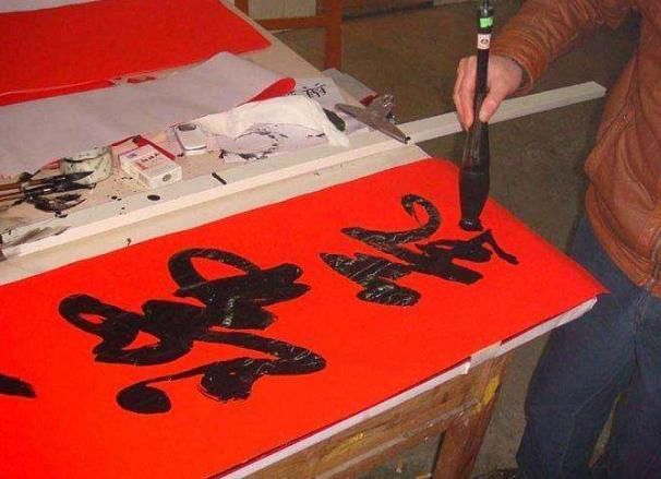  分钟|日本上联“本日飞机飞日本”，我国给出下联，分分钟打脸日本网友