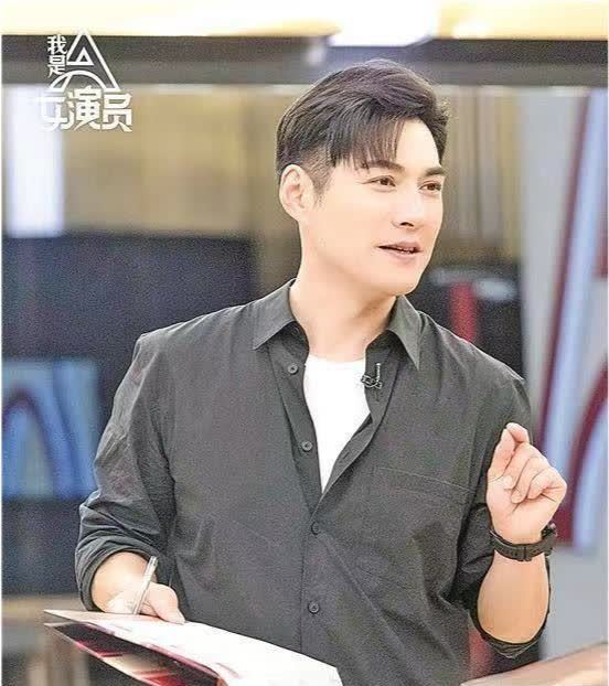 锦觅 综艺再现《香蜜》名场面,42岁严屹宽饰旭凤,依旧帅到令人发指