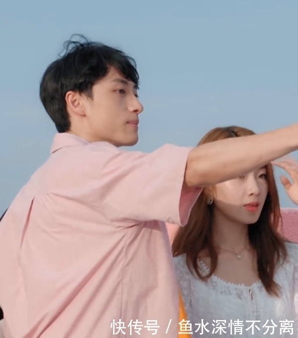 心动|心动的信号:女3为何对男1念念不忘?看到他的“医生照”,明白了