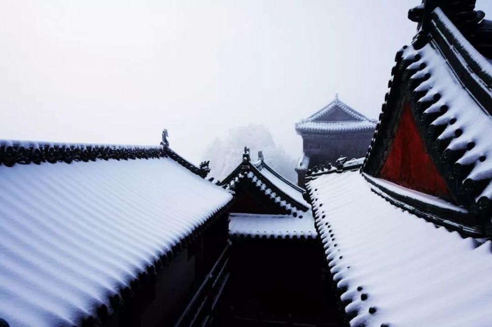 风雪|风雪武当山，仙境藏玄机！大雪封山时，道人、隐士都在干什么！