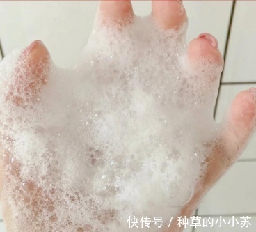 痘痘|行业揭秘丨贵的和便宜的洗面奶,效果真有差别吗?真相让人想哭!