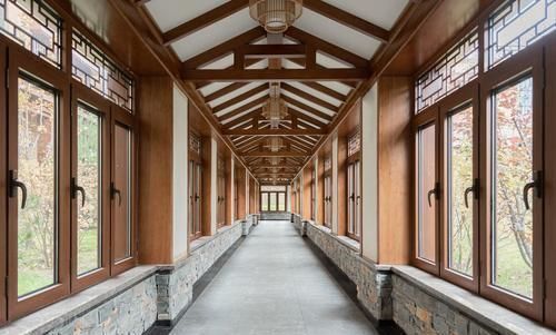 打造|天价打造的“紫禁城”豪宅,占地75000㎡,里面的装修,富贵逼人