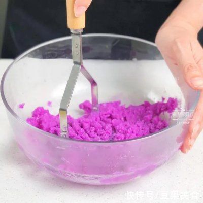 山药泥|吃过这顿紫山药雪梨饼，才算吃过美味