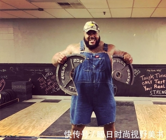 重量|超重量级的力量大神，体重197公斤“无装备”卧推355公斤