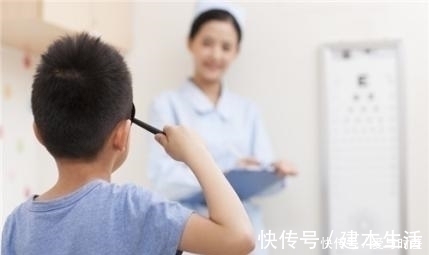 水肿|每天敲敲大腿此处,坚持1个月,除了保养肝脏,还有4个好处