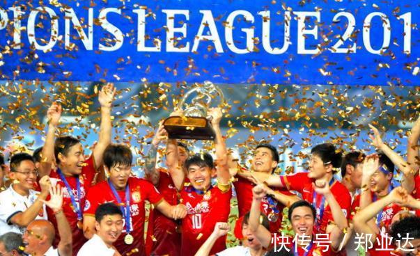 广州队|再见!“郑智接班人”和前国足队长将退役,2人携手助恒大夺得9冠