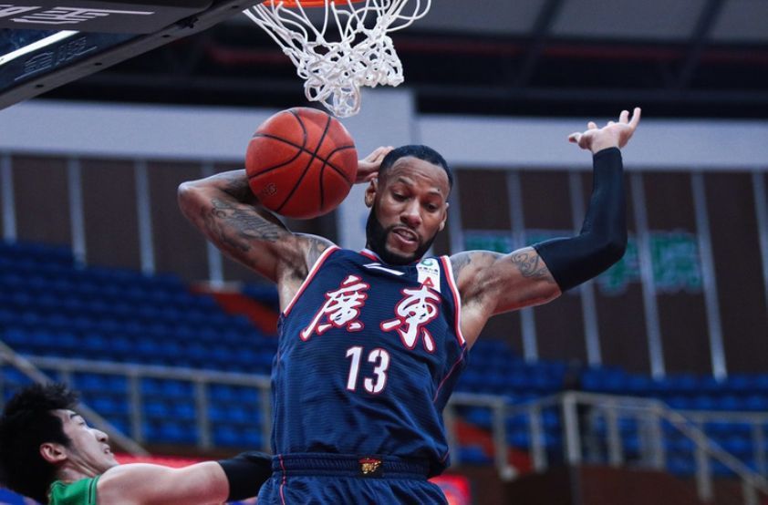 威姆斯|辽粤冲突谁是无辜者?CBA罚单揪出第一罪魁祸首,都错怪威姆斯了