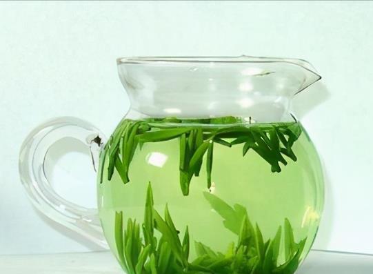 泡脚|养生最佳时间：早养胃、午养心、晚养百脉