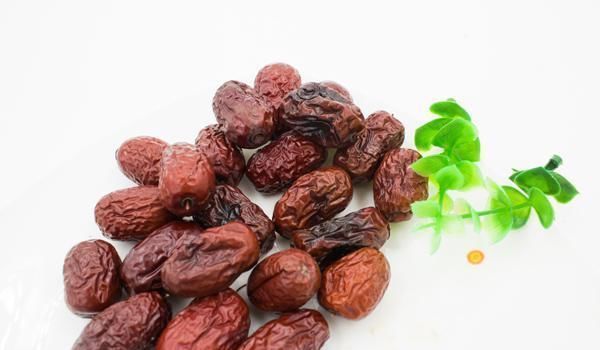 搭配|黄芪也有“天生一对”,经常喝,补气祛湿,不少好处会登门拜访