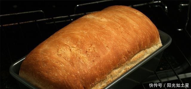 在家做面包,要掌握三个关键点,做的面包比面包店卖的好得多