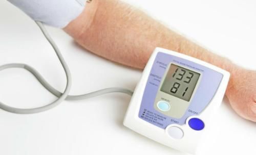 肾小球肾炎|尿毒症一发现就是晚期,大夫忠告:高血压患者要远离4种生活习惯