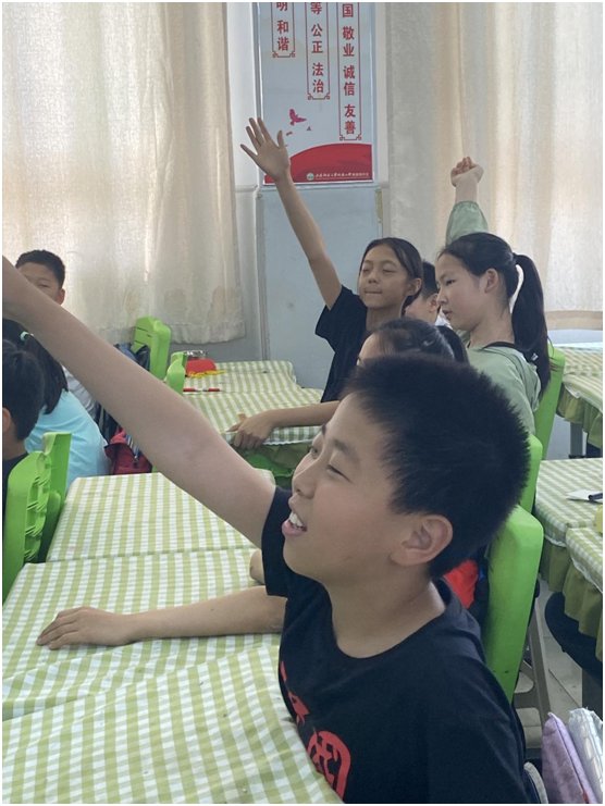 山师附小雅居园|山师附小雅居园校区五年级二班家长课堂之探秘青春期