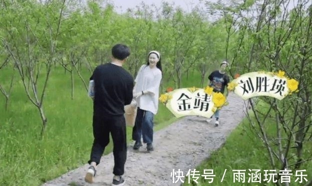 张艺兴|张子枫调侃张艺兴:下季还会常驻《向往》吗,张艺兴的回应显情商