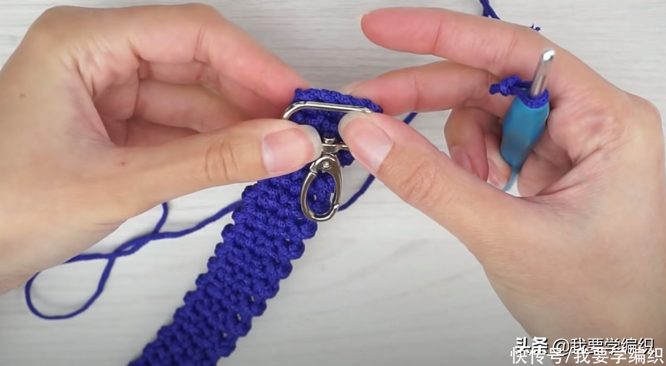 小包|洋气的链条小包自己就能钩一个，折叠链接包教程，容量一点也不小