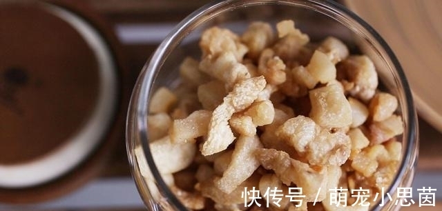 “猪油渣”到底能不能吃?听听营养专家怎么说,原来很多人都不懂