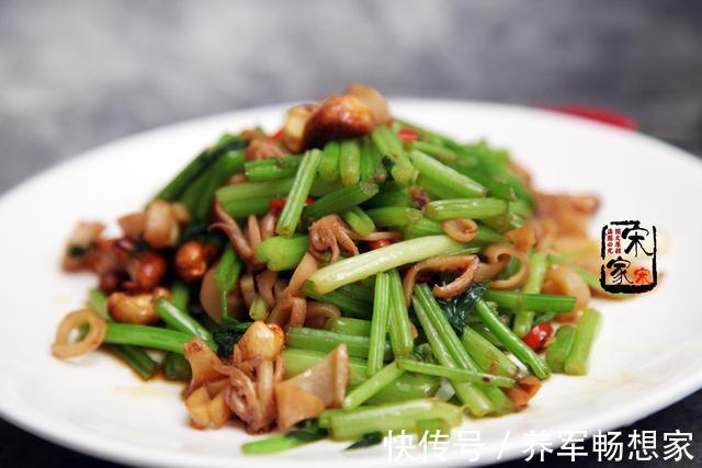 芹菜|秋天，这海鲜超肥美，45元一斤，炒芹菜太好吃了