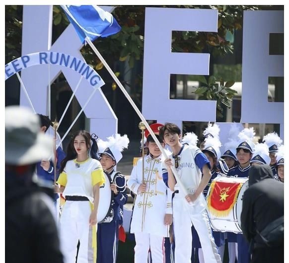 跑男运动会:baby当指挥,蔡徐坤成护旗手,宋雨琦身份特别特殊