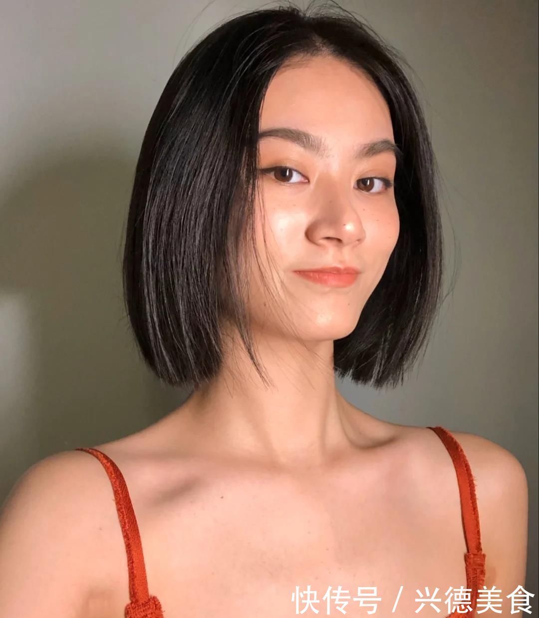 你适合“中分”还是“偏分”看这几点就知道，选错拉低颜值