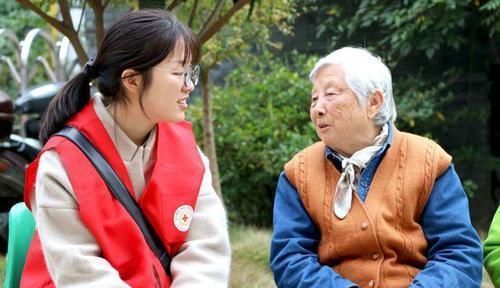 60岁后,一个简单“动作”,助你和老年病“绝缘”,早知早受益