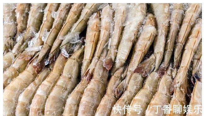 大虾|煮冻虾时，不要直接入锅，多加1个步骤，虾肉鲜嫩Q弹