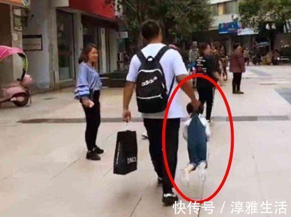 爸爸|爸爸带娃已经成历史,小姨带娃才让人爆笑,网友:大孩带小孩