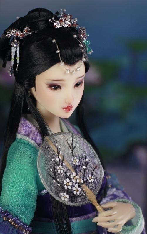 唐伯虎$才女上联:“六木森森,松柏梧桐杨柳”,唐伯虎下联让人拍案叫绝