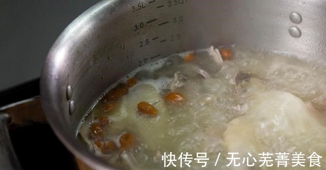 食用盐|香气美味的猪肚包鸡，一口鲜香，两口满足！