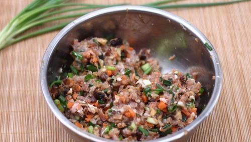 调饺子馅，调料顺序放对了吗？记住1个口诀，饺子更香，鲜美多汁