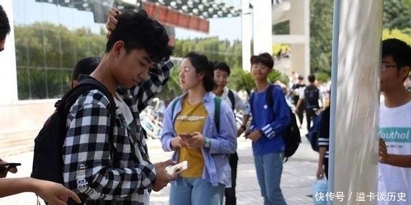 弊端|人民大学教授：我在大学看到了中小学残酷竞争的后果