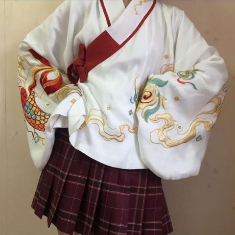 “汉服+jk制服”穿法火了本以为在乱搭，结果双坑少女都沦陷了