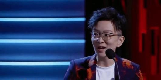 段子|德云社“抢”京剧演员饭碗,成为新晋网红;看看王佩瑜咋说