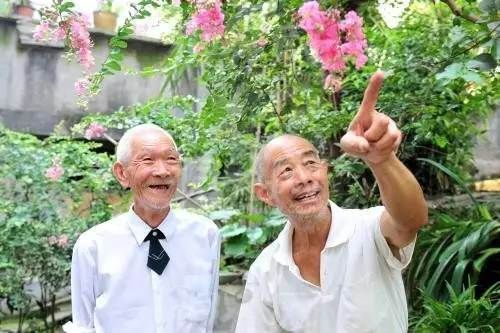 父母退休前做好准备，晚年才不会拖累子女，孩子少操心自己更幸福