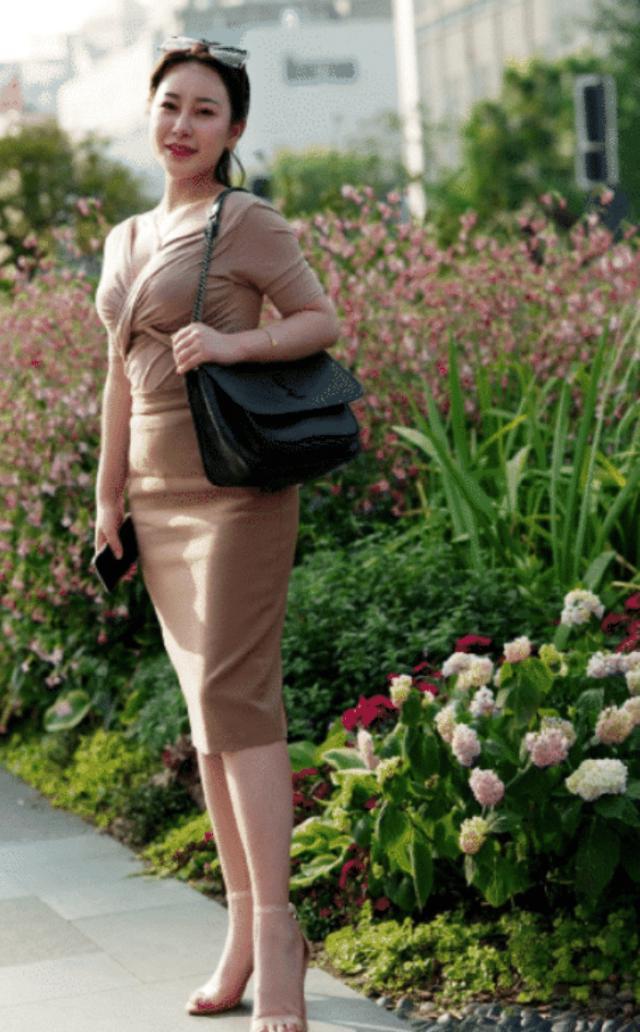 健美运动员|33岁辣妈独爱欧美风格,坚持健身练出大码身材,收获众多粉丝