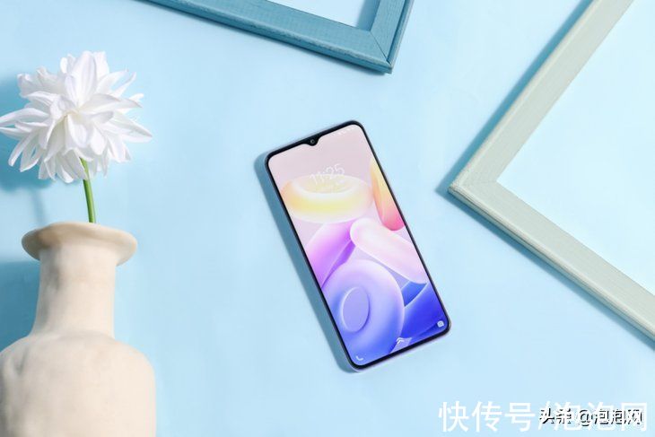 星钻|vivo Y55s开启预售，6000mAh超大电池，1399元起