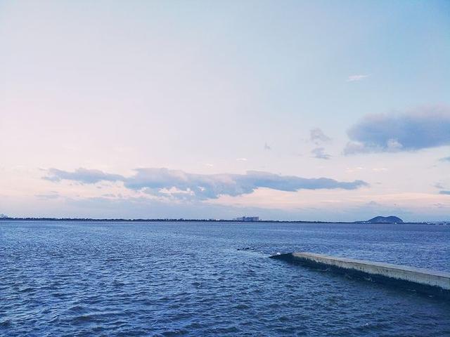 陌上谁家年少@读到第一句就让人欲罢不能, 美到让人心碎的诗词