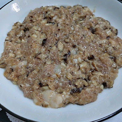 香菇虾皮蒸肉饼