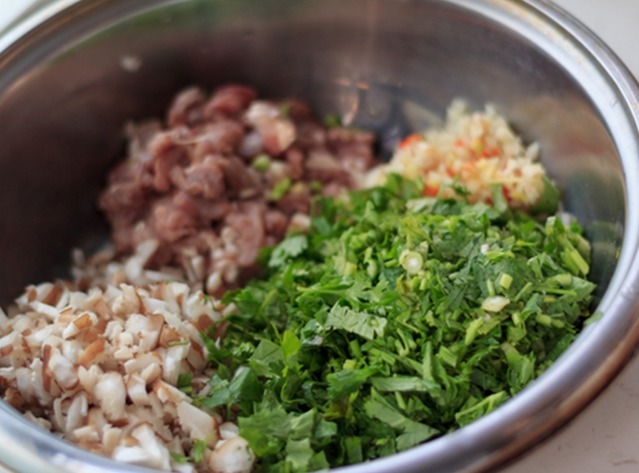 为啥饺子馆的饺子鲜嫩多汁学会几个技巧,一样好吃,你不学吗