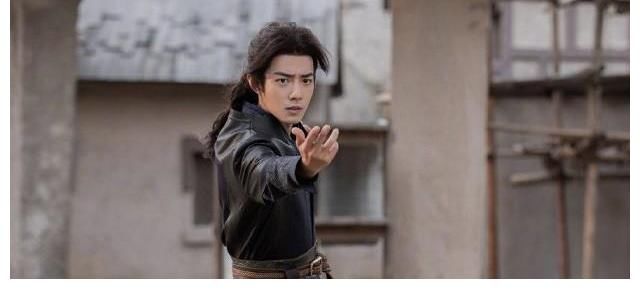 演员|肖战在镜头面前吐露心声:为爱而战 厚积薄发,期待未知的旅程