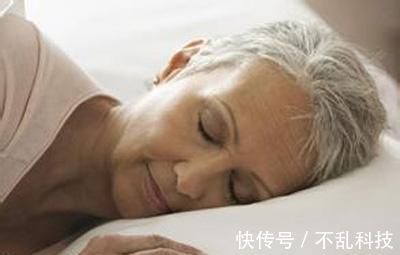 玫瑰桑虫草茶|失眠焦虑,大半夜还睡不着?1个土办法,试过的人都一觉到天亮了