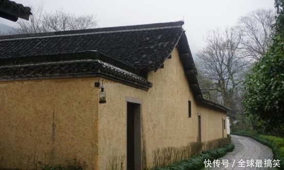 乾坤一盏茶,百味共杂陈 ——读王旭烽《茶人三部曲》