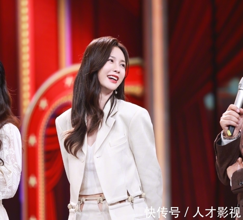 钱枫发文退出《天天向上》,“天天兄弟”只剩三人,无奈节目组请她来救场