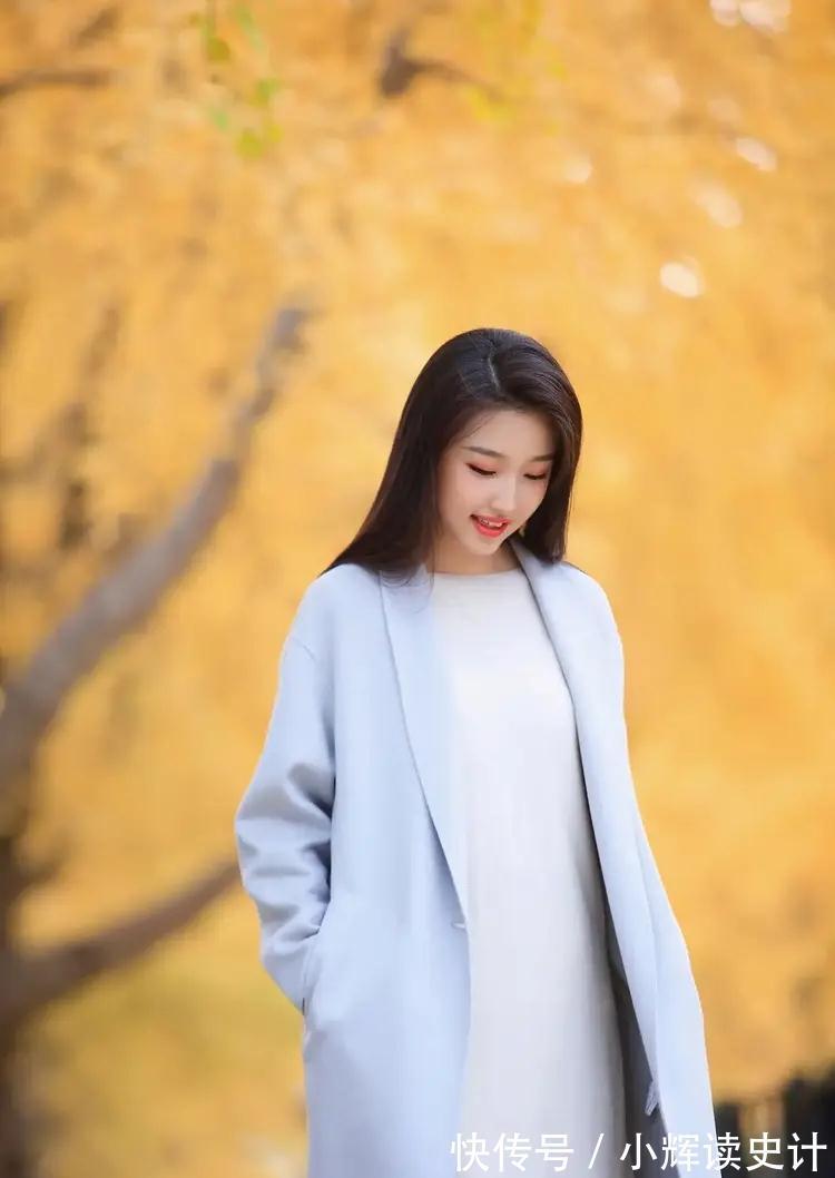 美好#岁月里的美好,都收纳进了泛黄的篇章里,化作文字、化作柔情