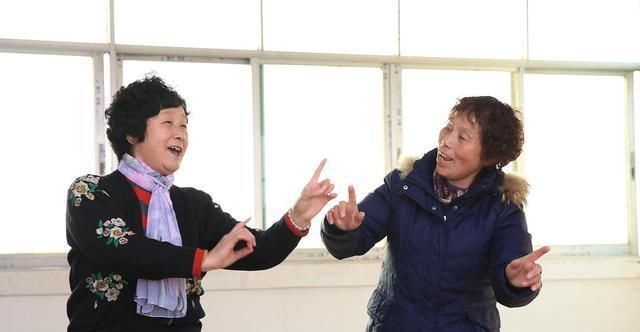 日本人懒于运动,寿命却位居世界第一?长寿秘籍在于“一个字”